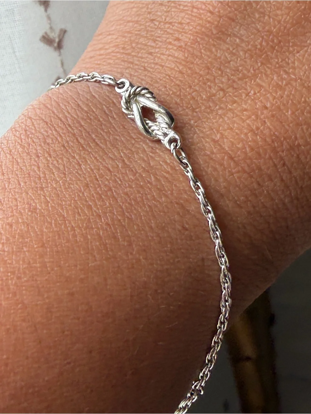 VINTAGE | AVON | Sailor Knot or Infinity Love Knot Design Chain 7 Inch Bracelet